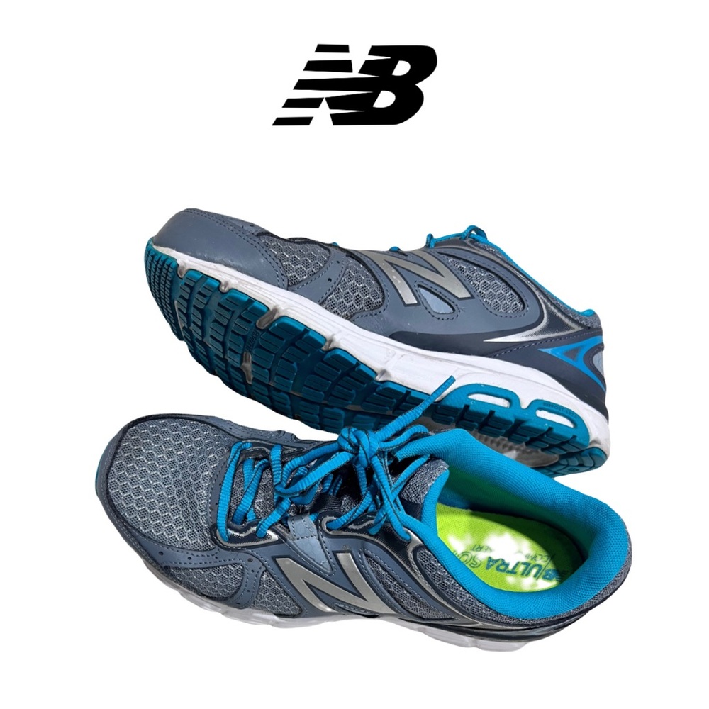 Women’s New Balance TECHRide Running Shoes. Size 8.5 US. Teal/Grey/Silver